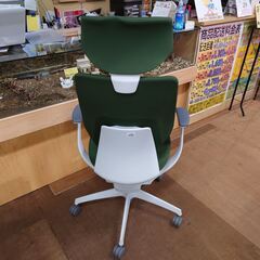 18年製　ＫＯＫＵＹＯ　ｉｎｇ　オフィスチェア　クッションタイプ　ヘッドレスト付【愛品倶楽部柏店】の画像