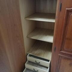 洋服タンスの上部のみの画像