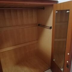 洋服タンスの上部のみの画像