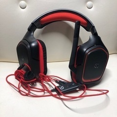 ゲーミングヘッドホン差し上げます。