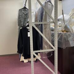 大型ハンガーラック 1個3000円 