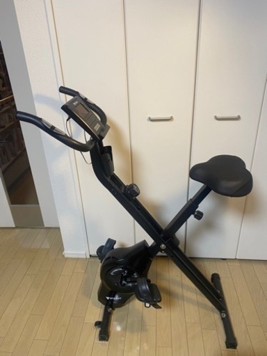 STEADY   エアロバイク　ほぼ新品