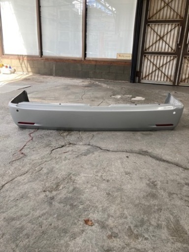 legance リヤバンパー 200系ハイエース　ワイド