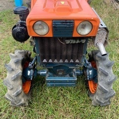 クボタB7000ディーゼル 4WD 中古トラクター14馬力、下見ができますの画像