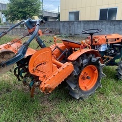 クボタB7000ディーゼル 4WD 中古トラクター14馬力、下見ができますの画像