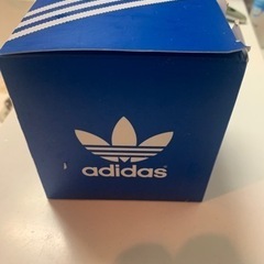 adidas 腕時計の画像