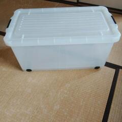 プラスチック収納ケース