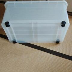 プラスチック収納ケースの画像