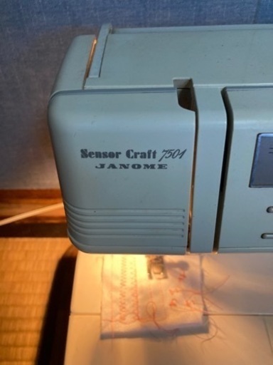 ジャノメ家庭用コンピュータミシン