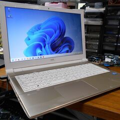 ノートパソコン NEC LaVie Windows11 SSD2...