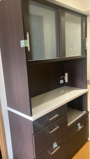 ニトリ　食器棚　幅105 高さ180