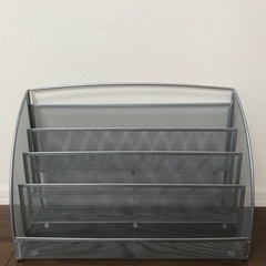 【値下げしました】マガジンラックの画像