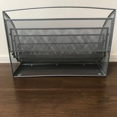 【値下げしました】マガジンラックの画像