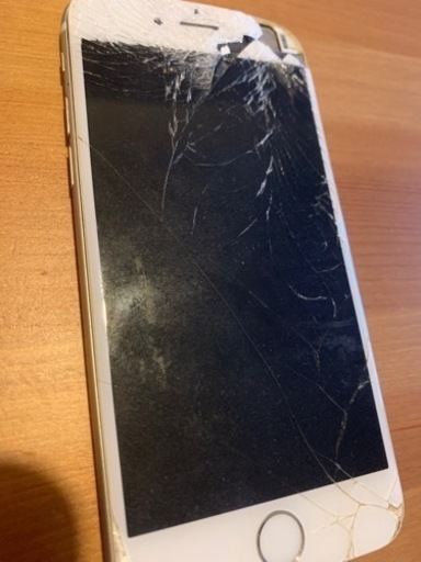 iPhone6 本体のみ　部品取りに