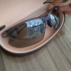 IZONE NEW YORK サングラス