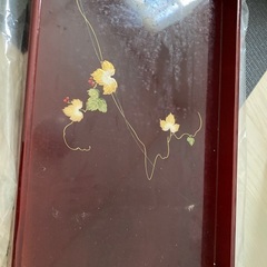 うるし？　お盆