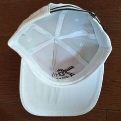 ★新品　合皮調キャップ★の画像