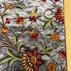 ハンドメイド刺繍　クッションカバー　(Made in INDIA)