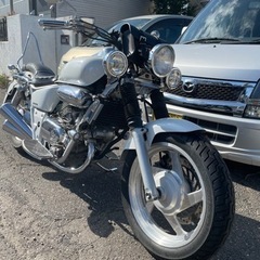 V twinマグナ250