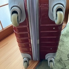 ［取引完了］旅行用　ACTUS　スーツケース キャリーバッグ 赤の画像
