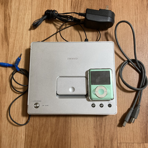 オンキヨー　ND-S1+iPod緑8GBセット　デジタルメディアトランスポート