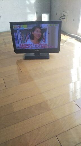 小型テレビ
