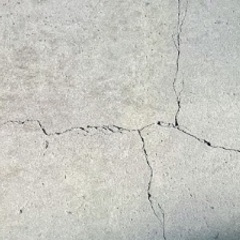コンクリートクラック補修(ひび割れ)