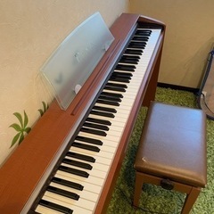 Privia px720c イス付きの画像