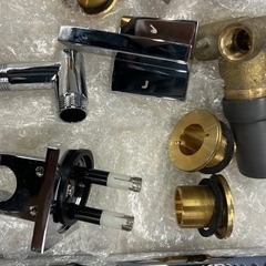 ■KOHLER コーラー 7469T-B4?■バスルーム用水栓セット シャワー他■水栓用部品 ジャンク品 欠品ありの画像