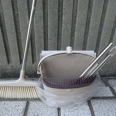 「ほうき ちりとり」セット(試し掃きのみ＋新品未使用品)　分解組立式の画像