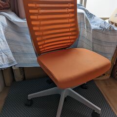 【中古品】新品なら5万円！イトーキ　オフィスチェア　デスクチェア...