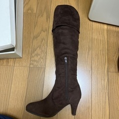 ニーハイブーツの画像