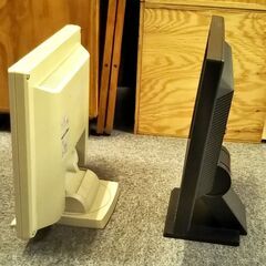 【動作OK】17インチPCモニター2台の画像