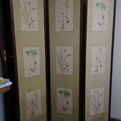 ついたて　屏風　高さ179cm、開いた幅132cm、閉じた幅43...