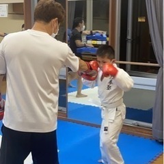 【体験無料❗️キックボクシングで楽しく鍛えよう🥊】の画像