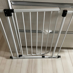 ベビーゲート　ベビーフェイス