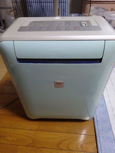 除湿機　シャープ　CV-S71C-A　完動品