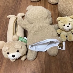 9/10.11取引者限定値下げ！Ted テッド　テディベア　くまのぬいぐるみセットの画像