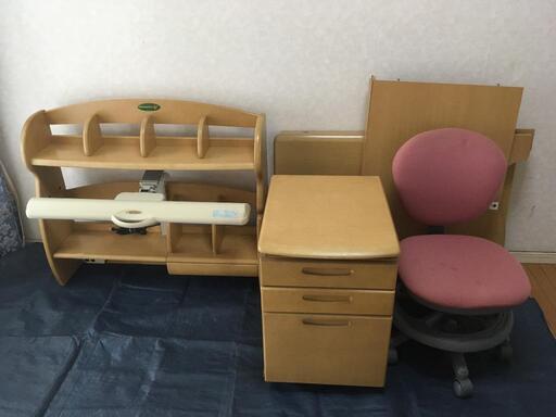 勉強机　学習机(引き取り先決まりました。)
