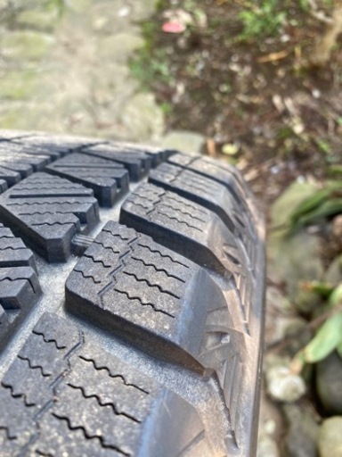 ブリジストン　ブリザック　255/50r19スタッドレス