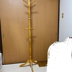 木製　ポールハンガー