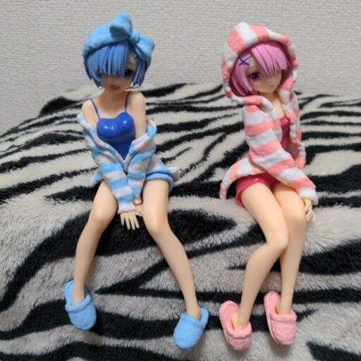 リゼロ　レム　ラム　ルームウェア　お座りフィギュア