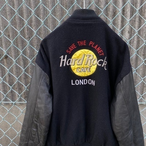 90's vintage ハードロックカフェ レザー切替 スタジャン 刺繍ロゴ