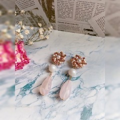 ハンドメイドアクセサリー作りの画像