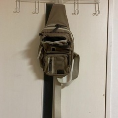 メンズボディーバック ベージュ