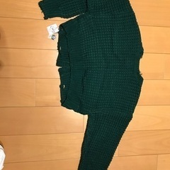 🉐新品未使用　レディースのニットの画像