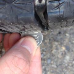 スタッドレスタイヤの画像