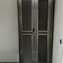 玄関網戸　無料です