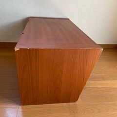 テレビ台の画像
