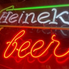 売約済み⭕️運搬無料サービスあり⭕️ ネオンサイン　ハイネケン　Heineken beer ネオン看板　ビール　照明 レトロ　ビンテージ　ネオン　看板　検　バドワイザー　アメリカ　アメリカン　雑貨　バー　店舗　居酒屋　クラブ  Carlsberg　カールスバーグ　梨泰院クラス　六本木クラス　韓国　の画像
